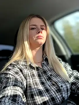 Love Bri online show from October 2025 10:33:01 AM