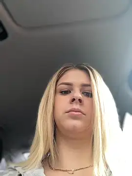 Love Bri online show from November 2025 09:19:02 AM