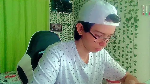 Andy gray online show from October 2025 04:28:01 PM