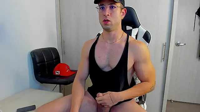 Snapshot of dafboy1 chatting on November 2025 12:44:02 PM dafboy1 online show from November 2025 12:44:02 PM