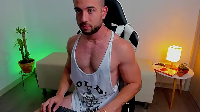 Snapshot of dafboy1 chatting on December 2025 01:53:01 PM dafboy1 online show from December 2025 01:53:01 PM