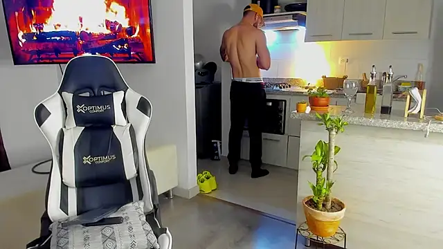 Snapshot of dafboy1 chatting on December 2025 11:10:01 PM dafboy1 online show from December 2025 11:10:01 PM