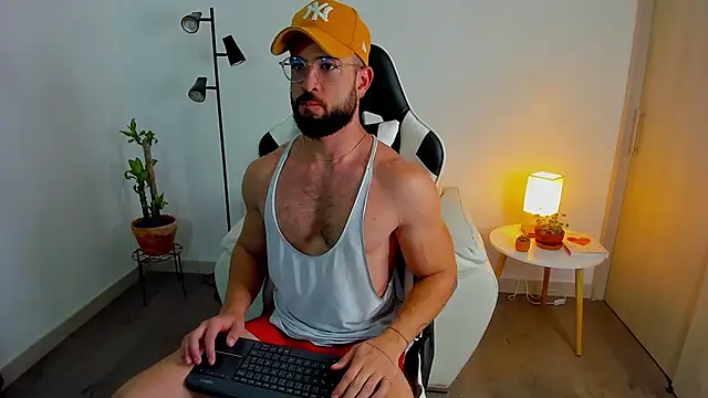 Snapshot of dafboy1 chatting on January 2026 01:37:02 PM dafboy1 online show from January 2026 01:37:02 PM