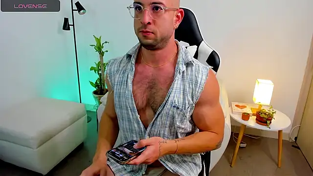 dafboy1 online show from March 2026 09:15:02 AM