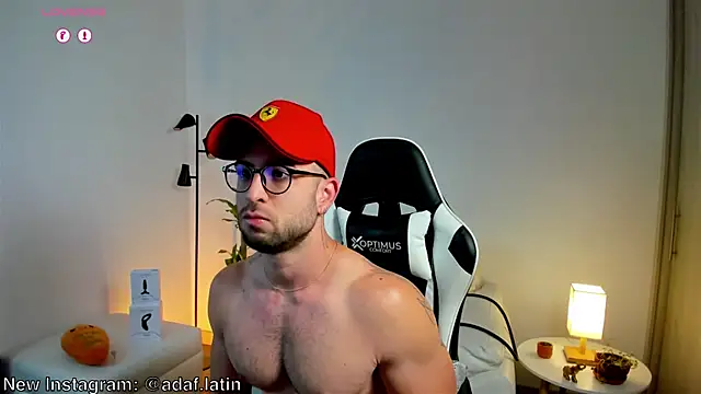 dafboy1 online show from April 2026 01:37:02 PM