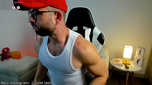 dafboy1 online show from May 2026 11:28:01 AM