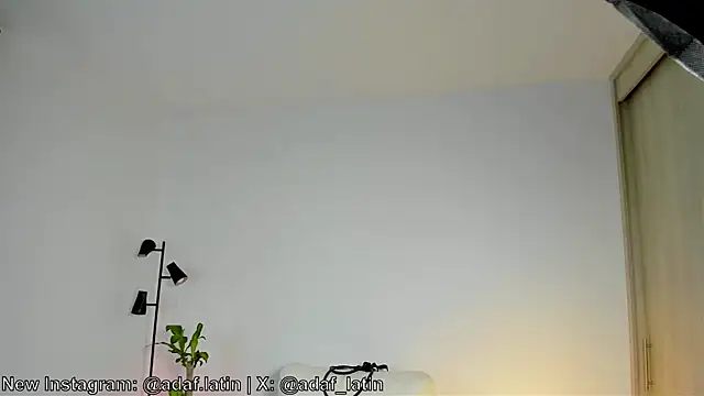dafboy1 online show from May 2026 11:49:01 AM