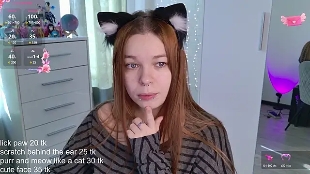 Snapshot of ValBae chatting on May 2026 07:02:02 AM ValBae online show from May 2026 07:02:02 AM