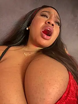 ailynBlaze online show from February 2025 12:41:01 AM