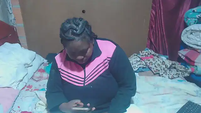 Snapshot of jjannakinky chatting on October 2025 01:57:01 AM jjannakinky online show from October 2025 01:57:01 AM