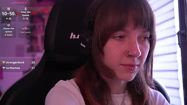 Snapshot of juliapie chatting on February 2026 09:21:02 AM juliapie online show from February 2026 09:21:02 AM