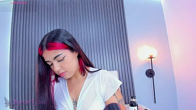 stephany roses  online show from February 2025 07:44:02 PM