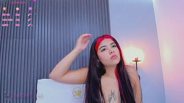 stephany roses  online show from March 2025 01:43:02 AM