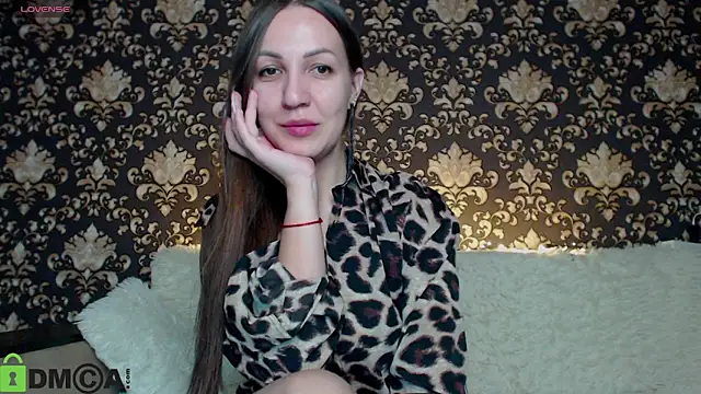 Snapshot of Estel_Loewe chatting on March 2025 04:30:02 PM Estel Loewe online show from March 2025 04:30:02 PM
