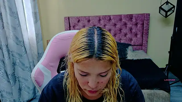 brithany smiith  online show from May 2026 02:55:01 PM