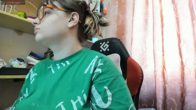 Seductive She Wolf online show from March 2026 03:28:01 PM