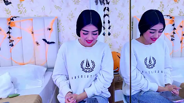 Mia-Monroe online show from October 2025 03:07:02 AM