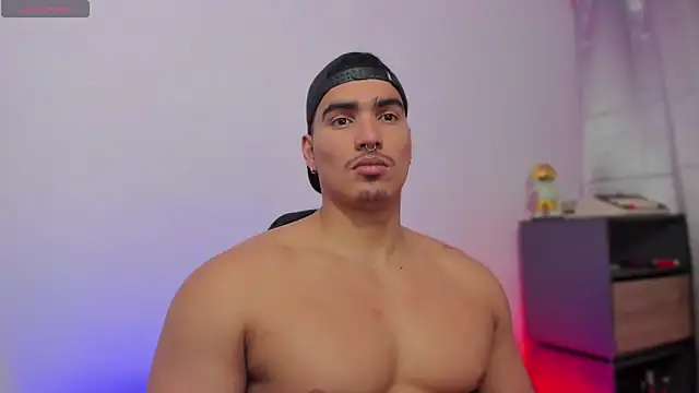 Snapshot of JamesGraay chatting on October 2025 10:52:02 AM JamesGraay online show from October 2025 10:52:02 AM