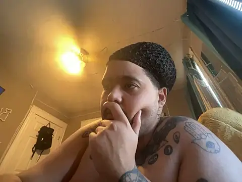 Snapshot of chubbydominican chatting on February 2025 06:43:01 PM chubbydominican online show from February 2025 06:43:01 PM