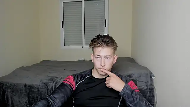 Snapshot of Findom_alpha chatting on December 2024 10:26:01 PM Findom alpha online show from December 2024 10:26:01 PM