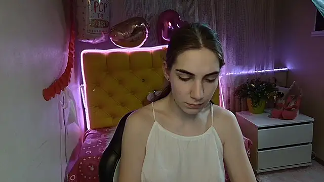 Snapshot of NikaStark_ chatting on March 2025 02:48:01 AM NikaStark online show from March 2025 02:48:01 AM