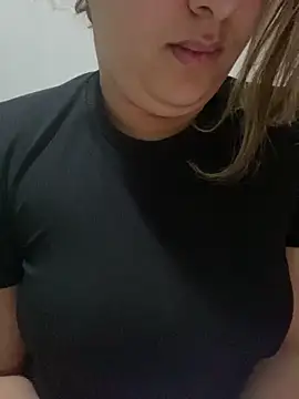 Snapshot of yassminsexy22 chatting on March 2026 07:42:02 PM yassminsexy22 online show from March 2026 07:42:02 PM