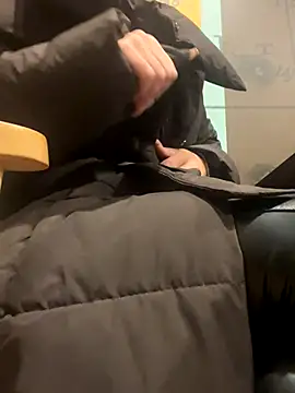 Snapshot of beautydiamond chatting on November 2025 10:18:02 AM beautydiamond online show from November 2025 10:18:02 AM