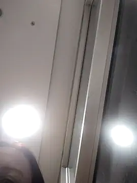 catalinamommyx online show from October 2025 12:47:01 AM