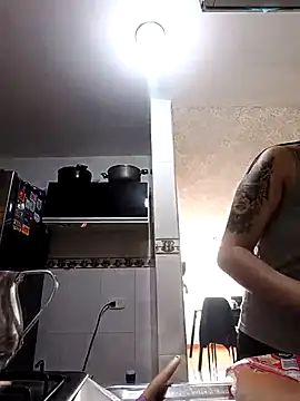 Bonny Klote online show from October 2025 01:23:01 PM