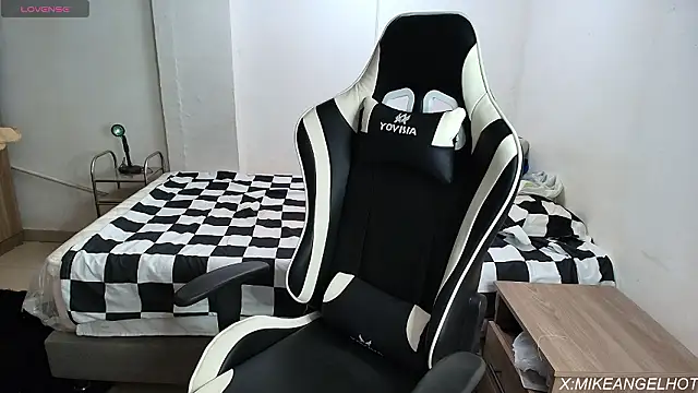 Angelligth online show from February 2026 03:36:02 AM