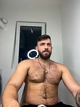 Snapshot of LoveIsBlind_ chatting on December 2024 06:50:01 PM LoveIsBlind online show from December 2024 06:50:01 PM