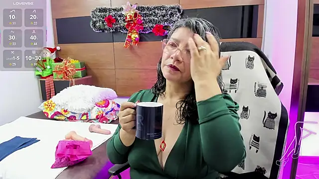 Madame Jay online show from January 2026 12:29:02 PM