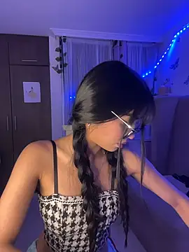 lina pink online show from October 2025 03:15:02 AM