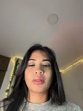 Snapshot of lina_pink chatting on April 2026 02:47:02 AM lina pink online show from April 2026 02:47:02 AM