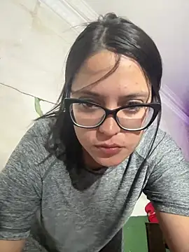 Snapshot of Karla-sexy01 chatting on February 2025 04:20:01 AM Karla-sexy01 online show from February 2025 04:20:01 AM