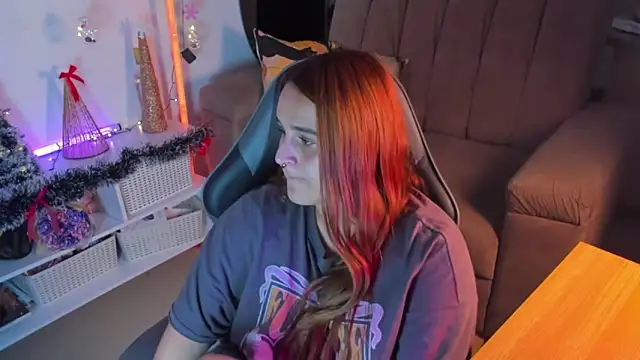 evy orange1 online show from December 2025 01:56:02 AM