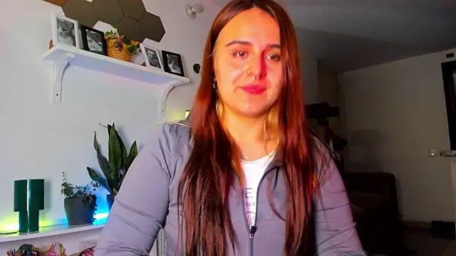 Snapshot of evy_orange1 chatting on March 2026 01:01:01 AM evy orange1 online show from March 2026 01:01:01 AM