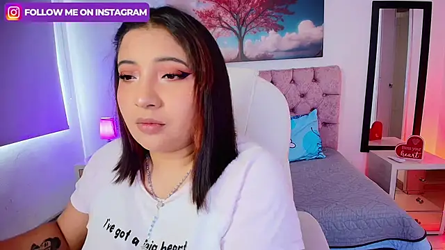 Snapshot of Emma_monserrat chatting on September 2025 07:41:01 PM Emma monserrat online show from September 2025 07:41:01 PM