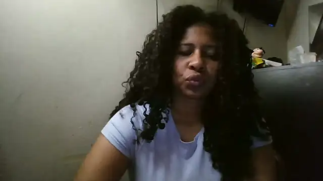 Ivon-09 online show from November 2025 10:59:01 AM