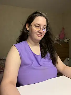 hungry1bunny online show from April 2026 04:26:01 PM