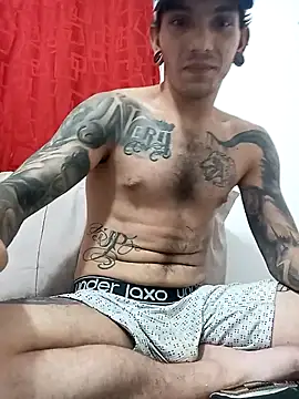 Snapshot of HornetBigDickonYou chatting on January 2025 05:09:01 AM HornetBigDickonYou online show from January 2025 05:09:01 AM
