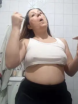 SofiEstevez online show from October 2025 11:47:02 AM