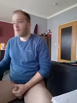 Henner33 online show from March 2025 01:38:02 PM