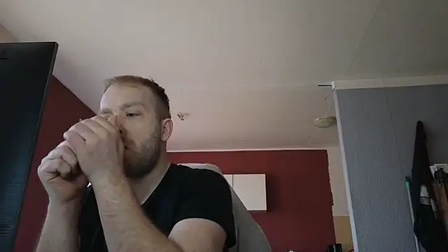 Henner33 online show from March 2026 11:05:02 AM