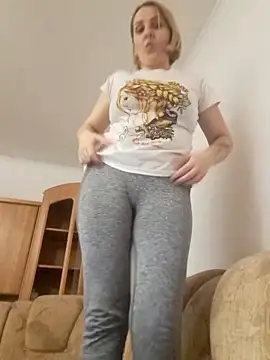 Malichkaanna30 online show from January 2025 01:57:01 PM