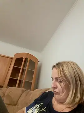 Malichkaanna30 online show from January 2025 05:29:02 PM