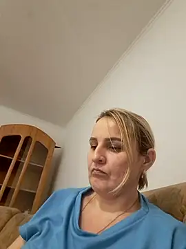 Malichkaanna30 online show from February 2025 07:02:01 PM