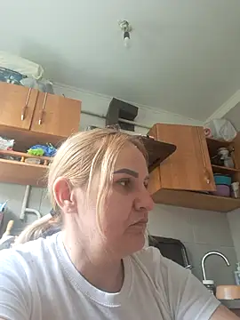 Snapshot of Malichkaanna30 chatting on April 2026 07:46:01 AM Malichkaanna30 online show from April 2026 07:46:01 AM