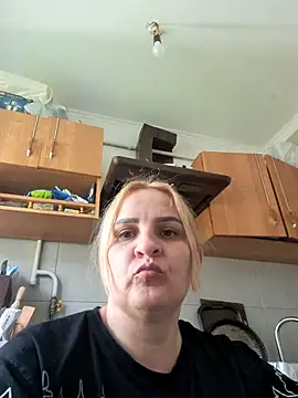 Snapshot of Malichkaanna30 chatting on April 2026 09:04:01 AM Malichkaanna30 online show from April 2026 09:04:01 AM