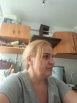 Snapshot of Malichkaanna30 chatting on April 2026 11:27:01 AM Malichkaanna30 online show from April 2026 11:27:01 AM